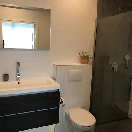 Flowerbed Bed & Breakfast Voorhout