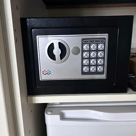 Flowerbed Bed and breakfast